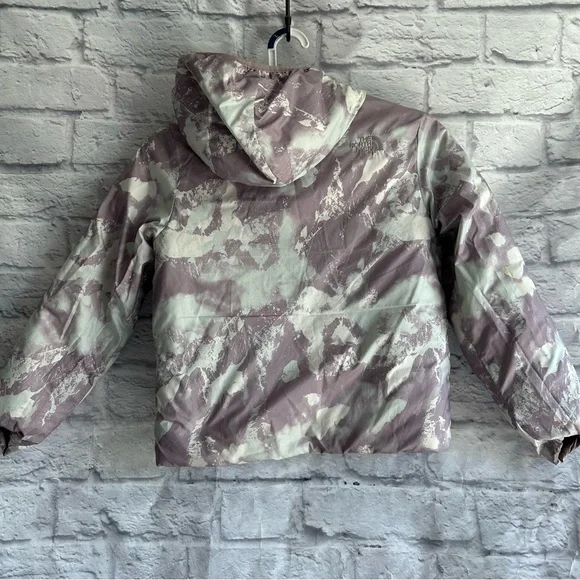 PREOWNED THE NORTH FACE GIRLS REVERSABLE PURPLE JACKET MEDIUM 10-12 SIZE